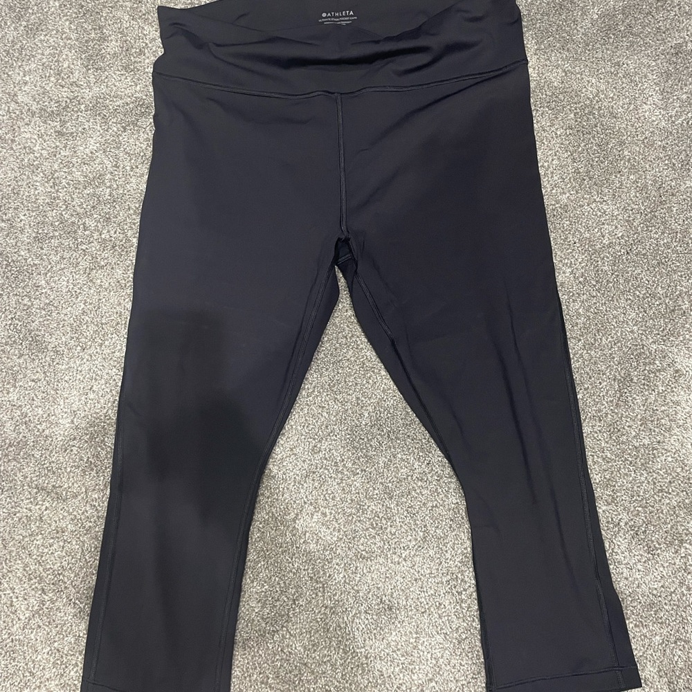 Athleta workout pants with pockets